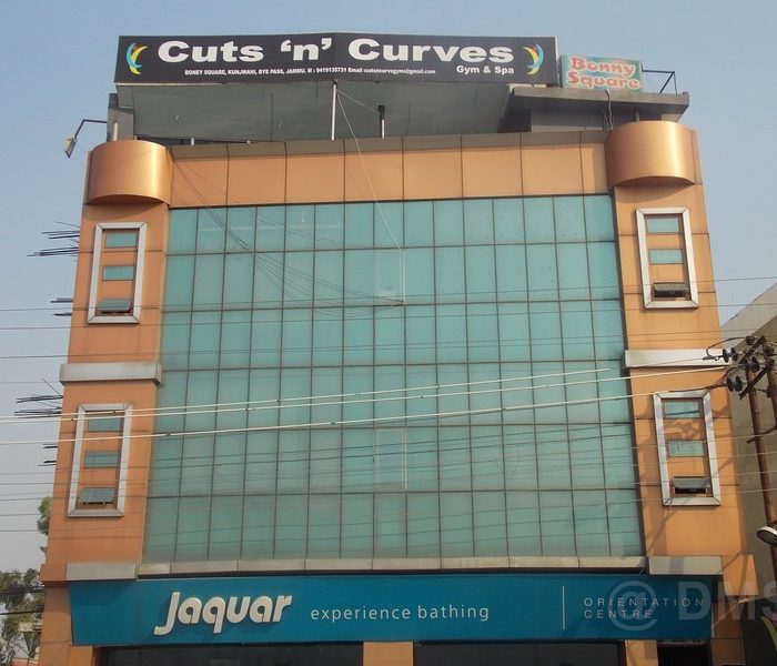 CUT N CURVES GYM N SPA/KUNJWANI BAZAR